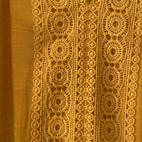 Beautiful yellow dress - Picture 3 of 4